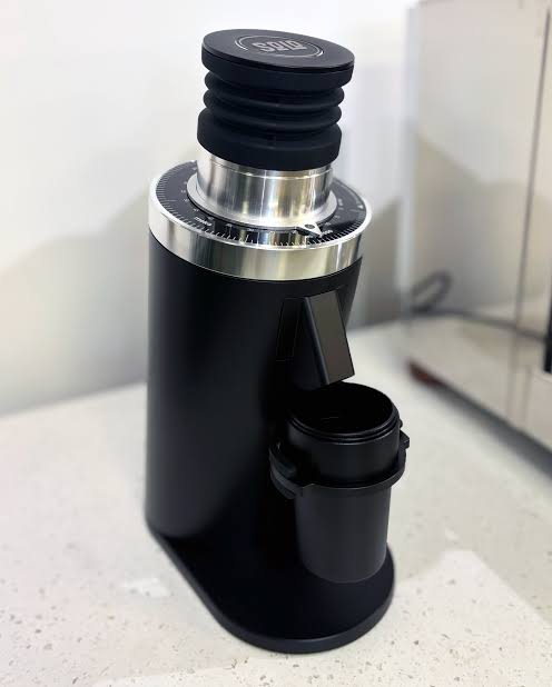 Coffee grinder automatic